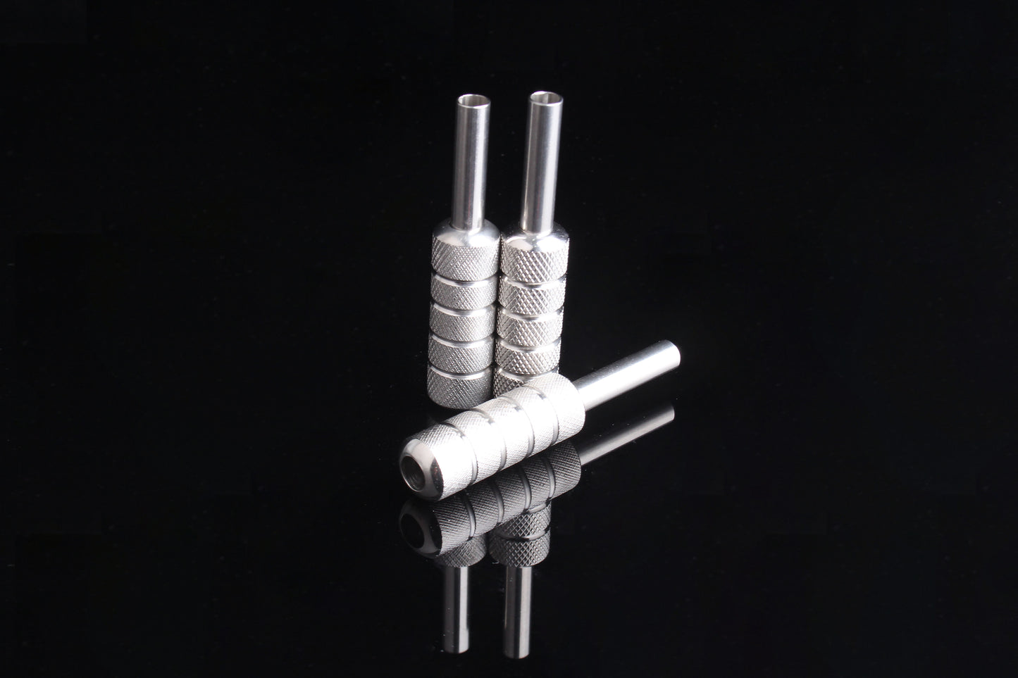 Professional Tattoo Machine Grip Handle 25mm Aluminum Alloy Self-Locking