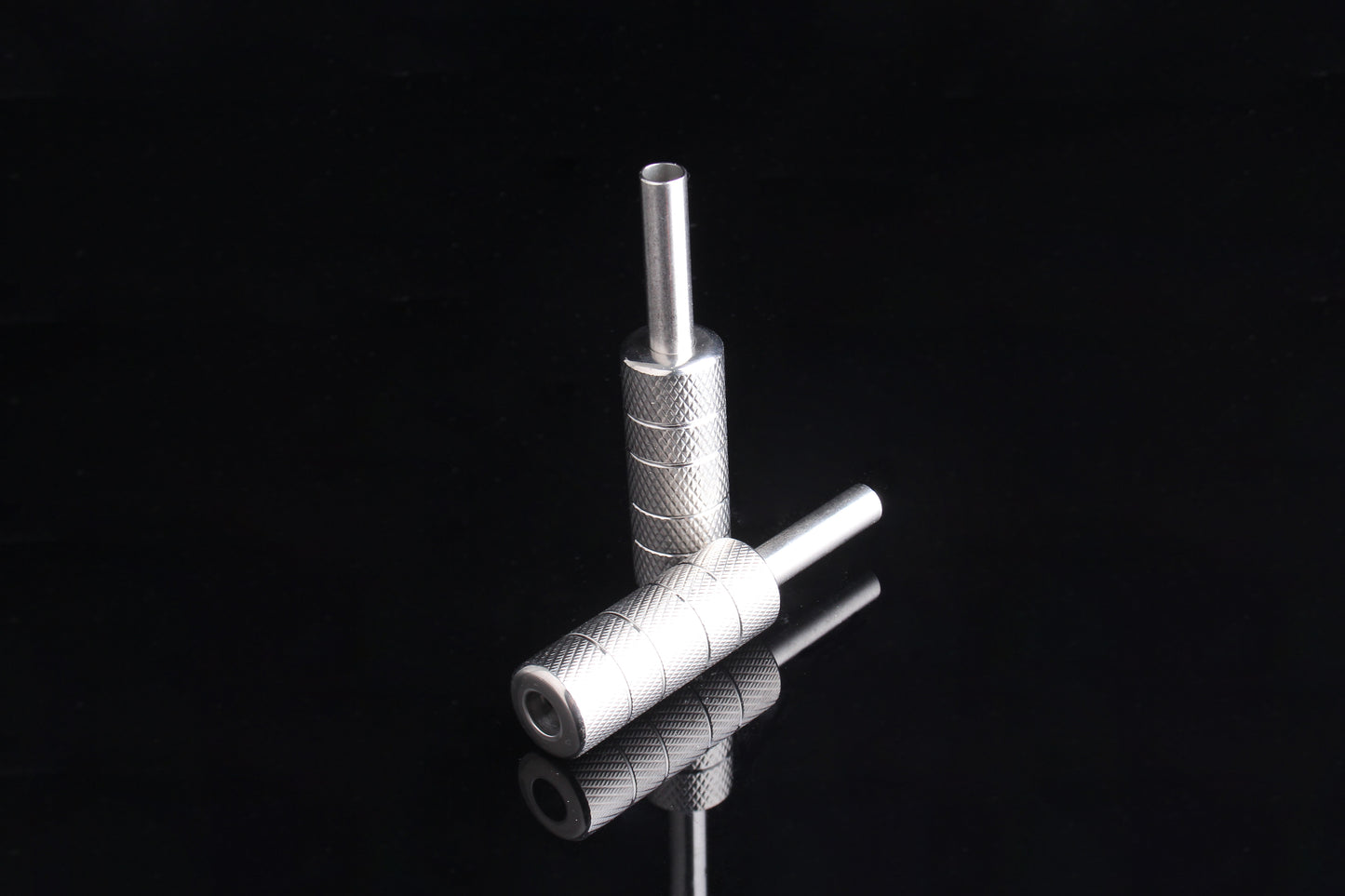 Professional Tattoo Machine Grip Handle 25mm Aluminum Alloy Self-Locking